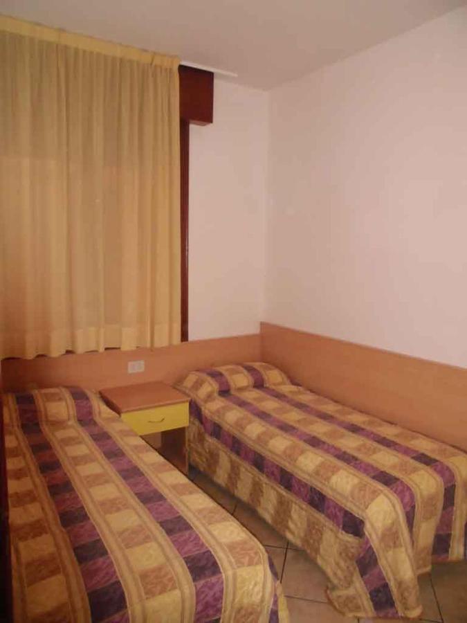 Guardamar Apartment Caorle Bagian luar foto