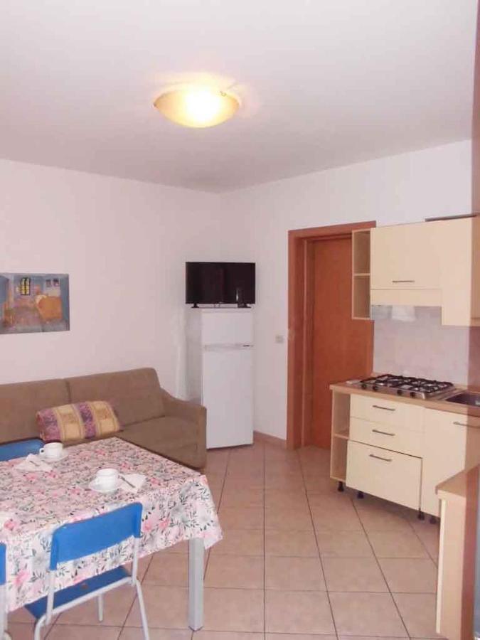 Guardamar Apartment Caorle Bagian luar foto